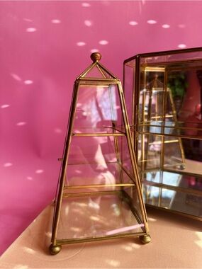 Vintage Obelisk Brass Glass Curio Cabinet Display 3 Tier Shelf Door Latch 8”